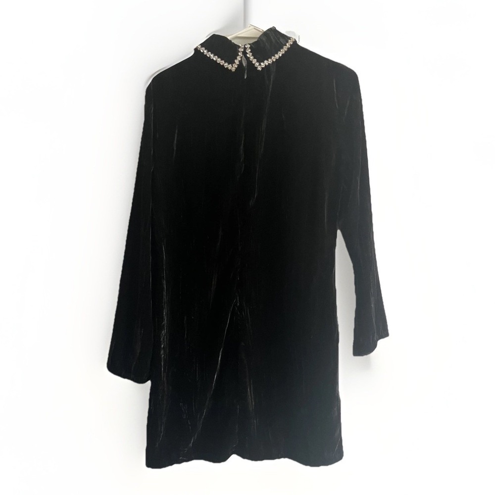 Zara Black Velvet Mini Dress with Pearl-Embellished Collar - Picture 4 of 7